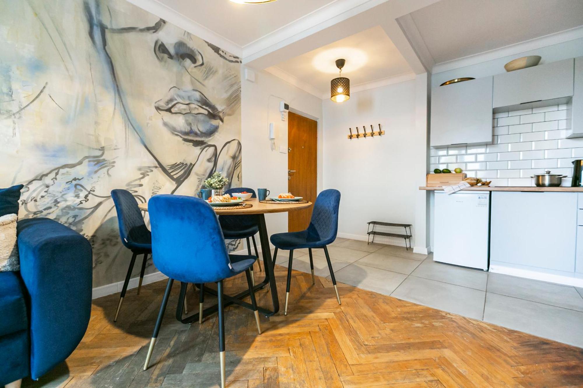 Nowogrodzka 78 - Apartament Dla 4 Osob - 200M Od Szpitala Klinicznego Na Lindleya - 1Km Do Dworca Centralnego - Wifi - Smart Tv 45 Cali Warsaw Exterior photo